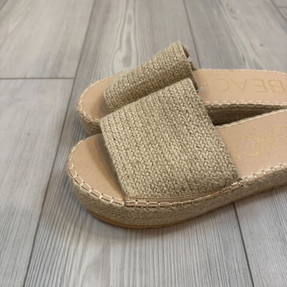 Beach by Matisse Women 10M Tan Woven Jute Platform Espadrille Slide Sandals